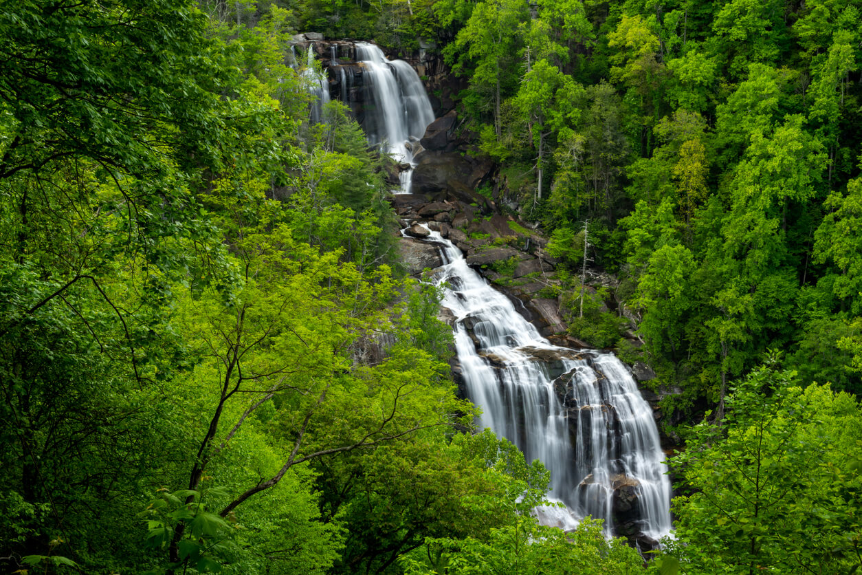 how to photograph on cloudy days