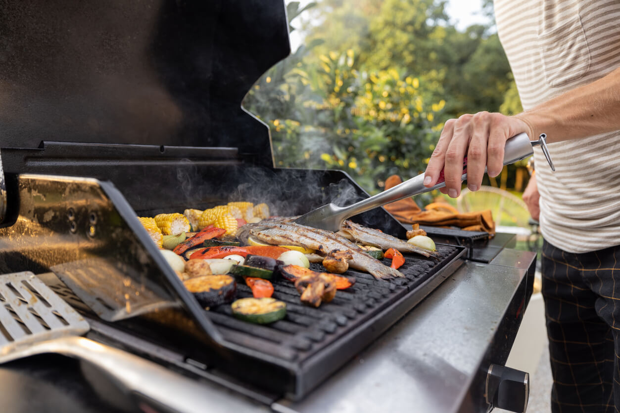 Caravan barbecue shop