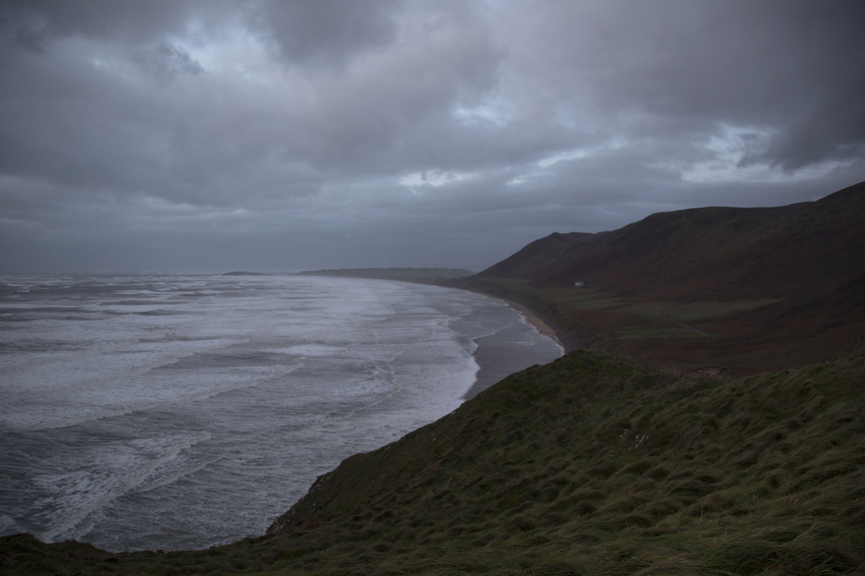 rhossili bay winter