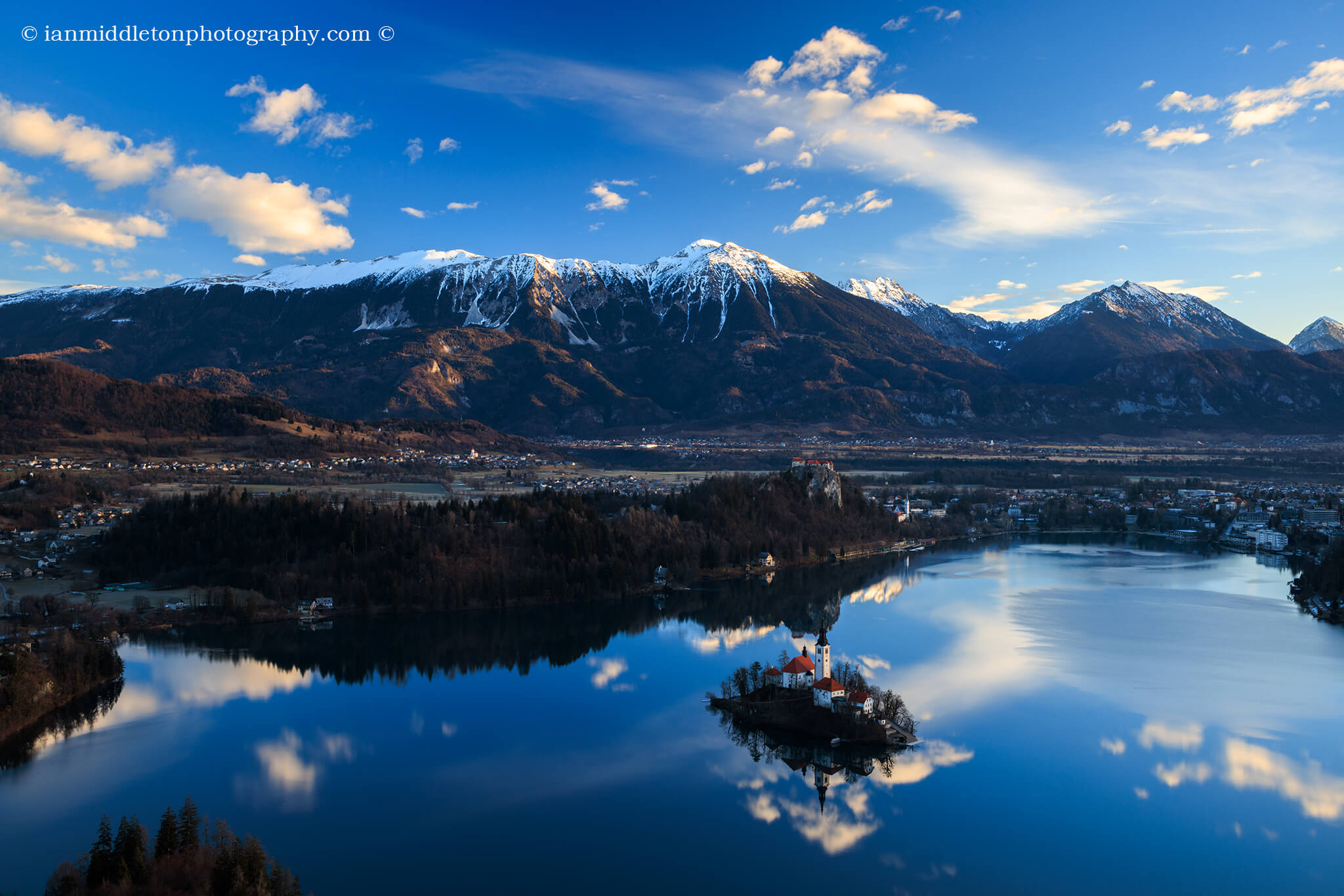 black_and_white_landscape_photography