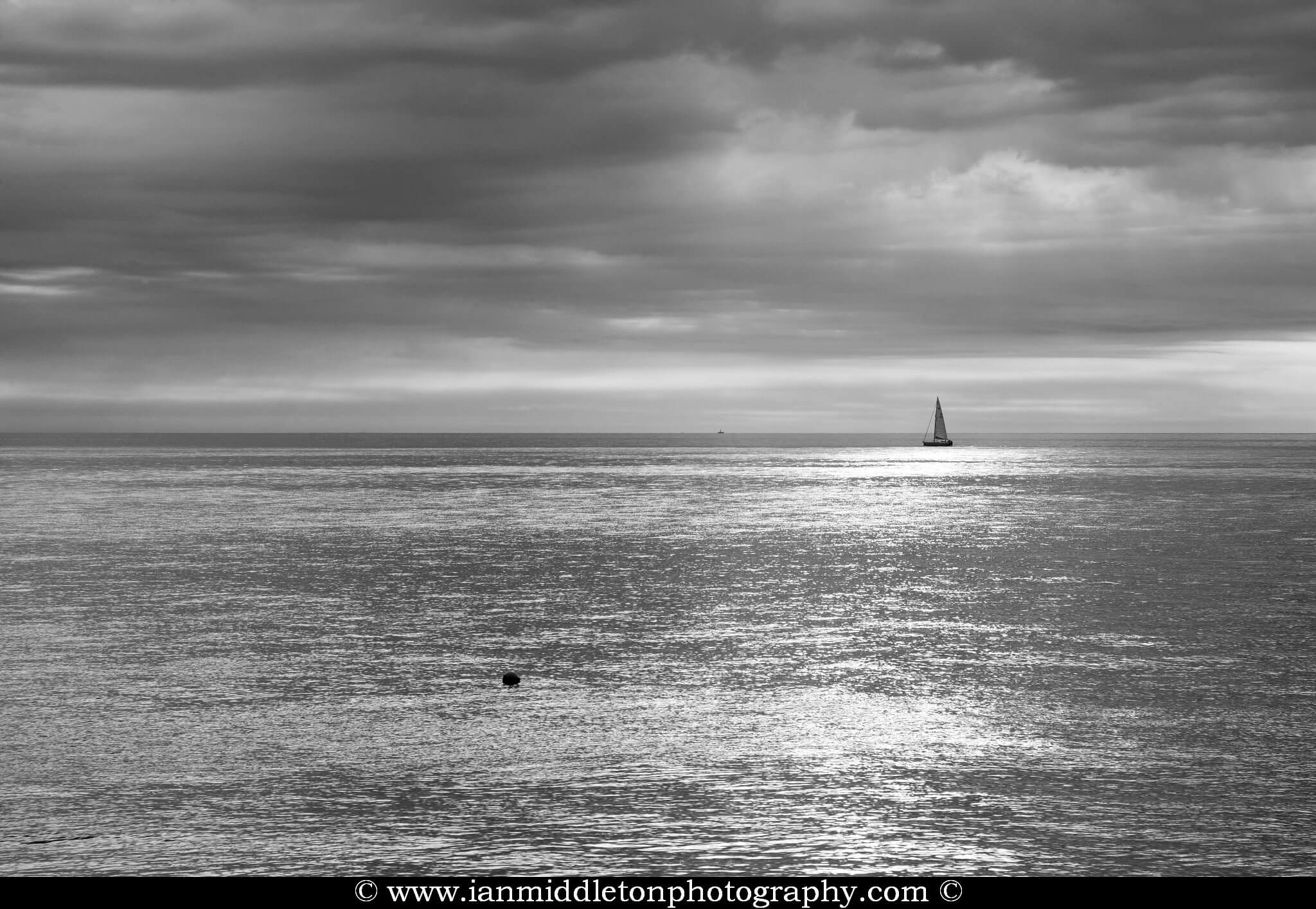 black_and_white_landscape_photography