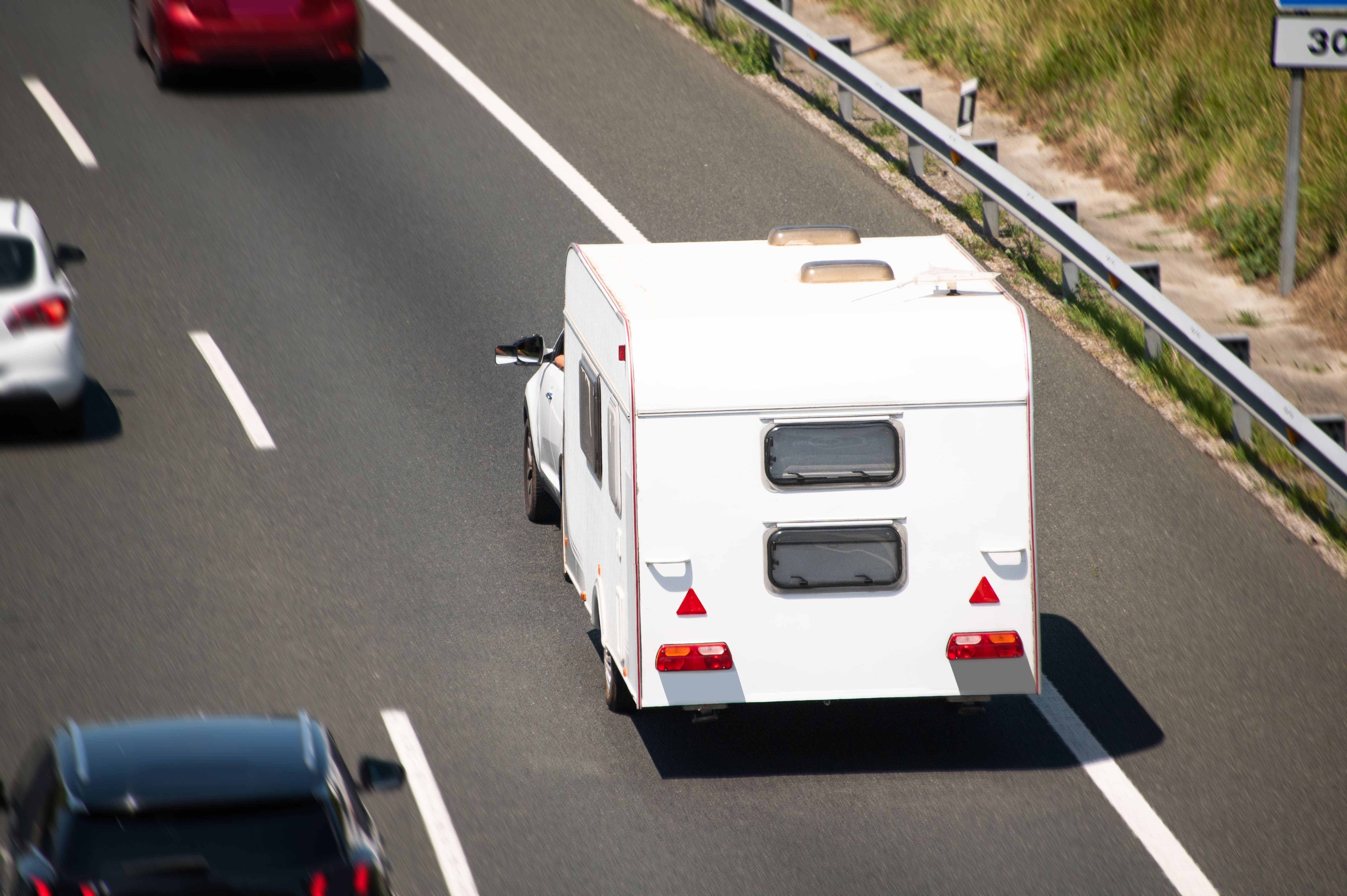 can you track a caravan with an apple airtag