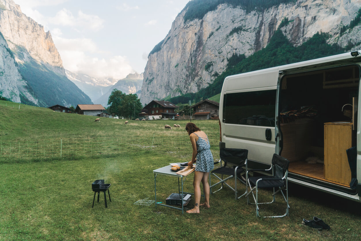 campervan-bbq