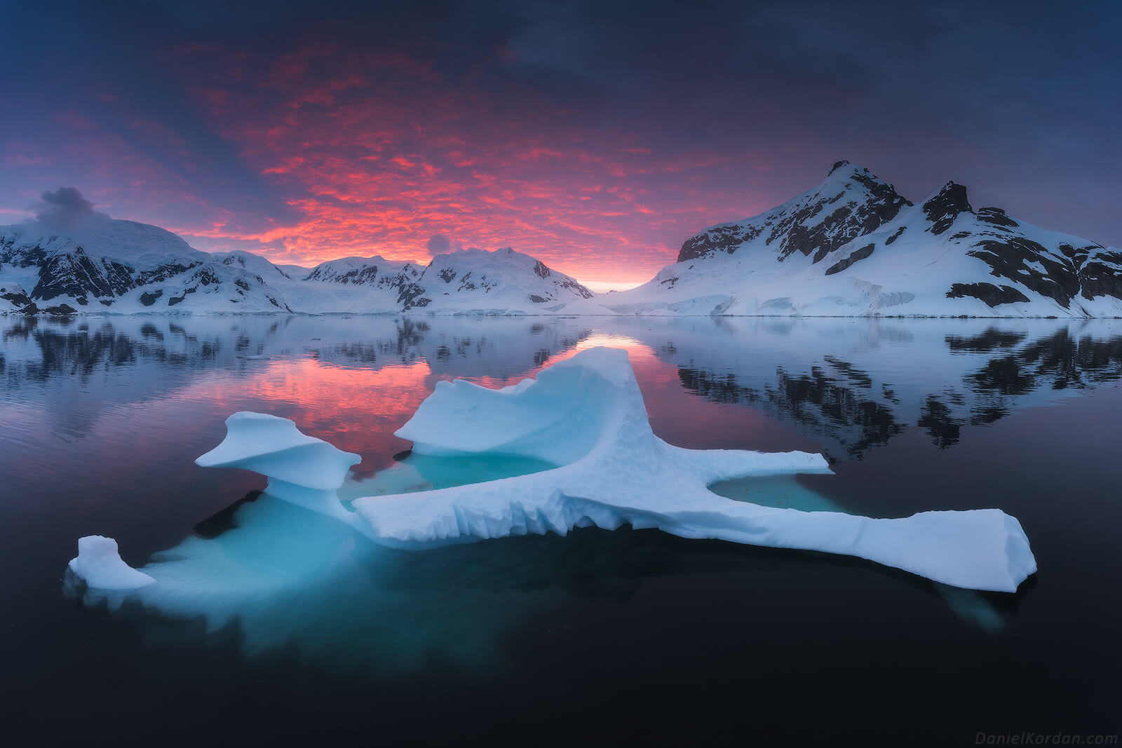 landscape photography iceberg