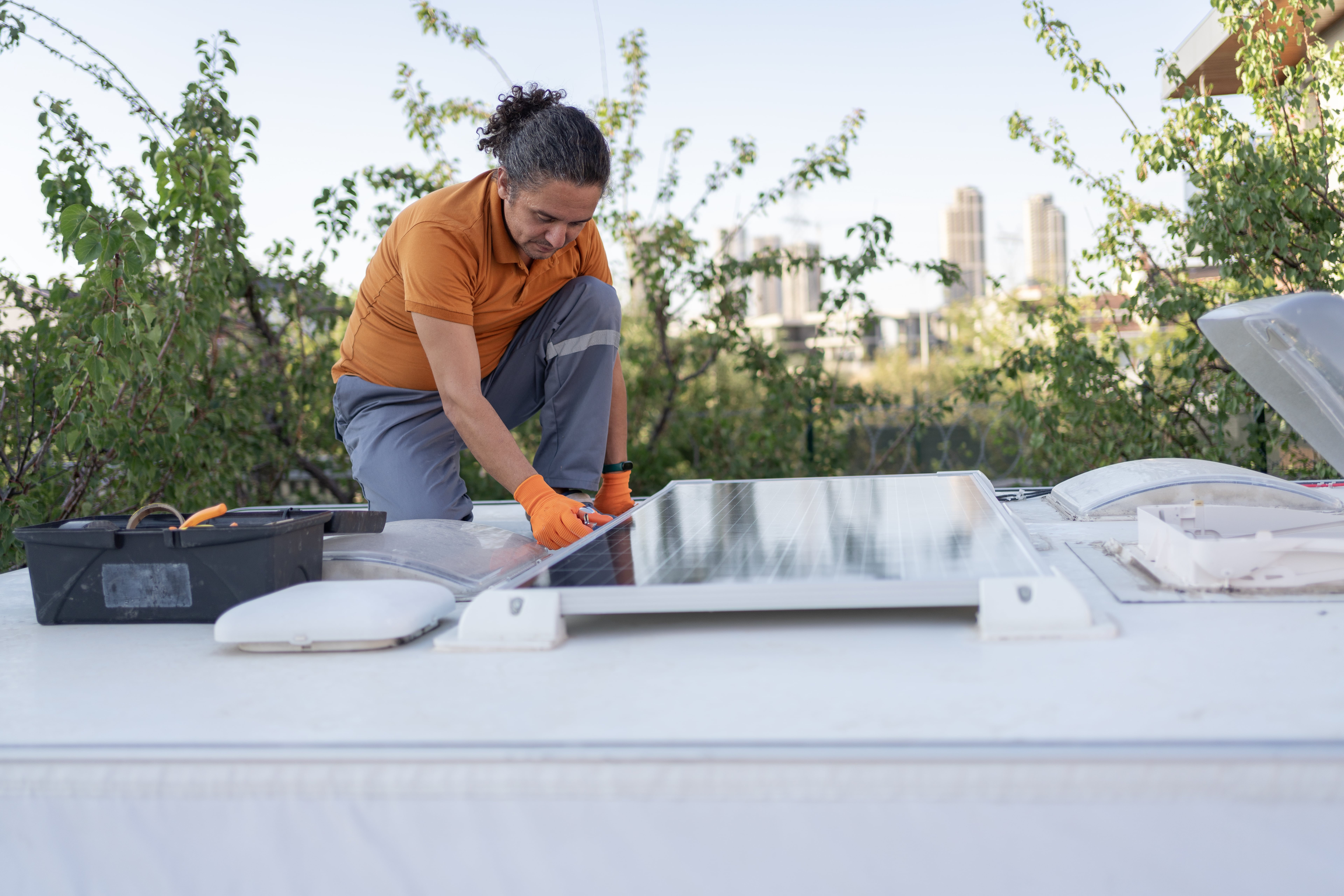 How to fit a solar panel to a caravan